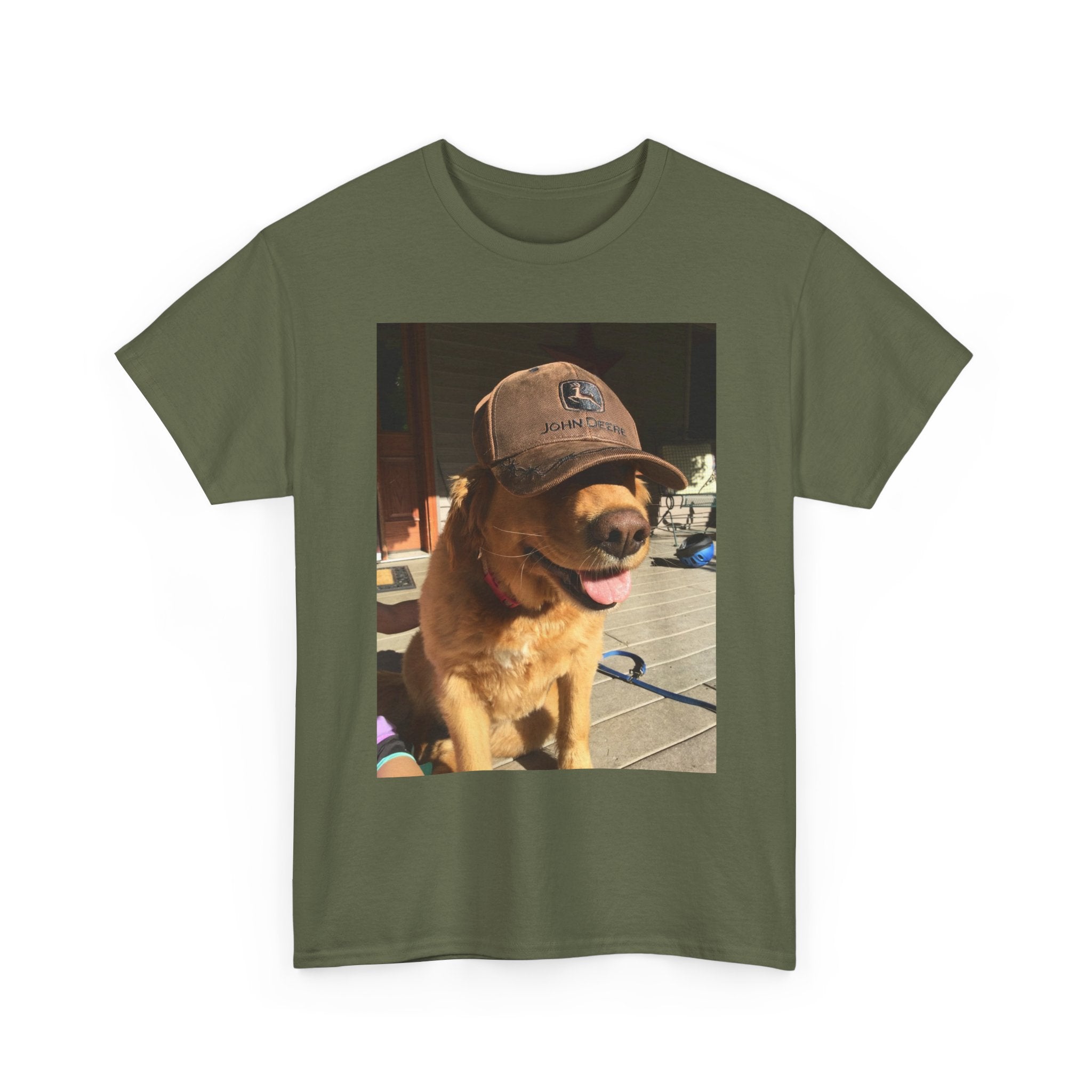 Retriever With Hat Tee