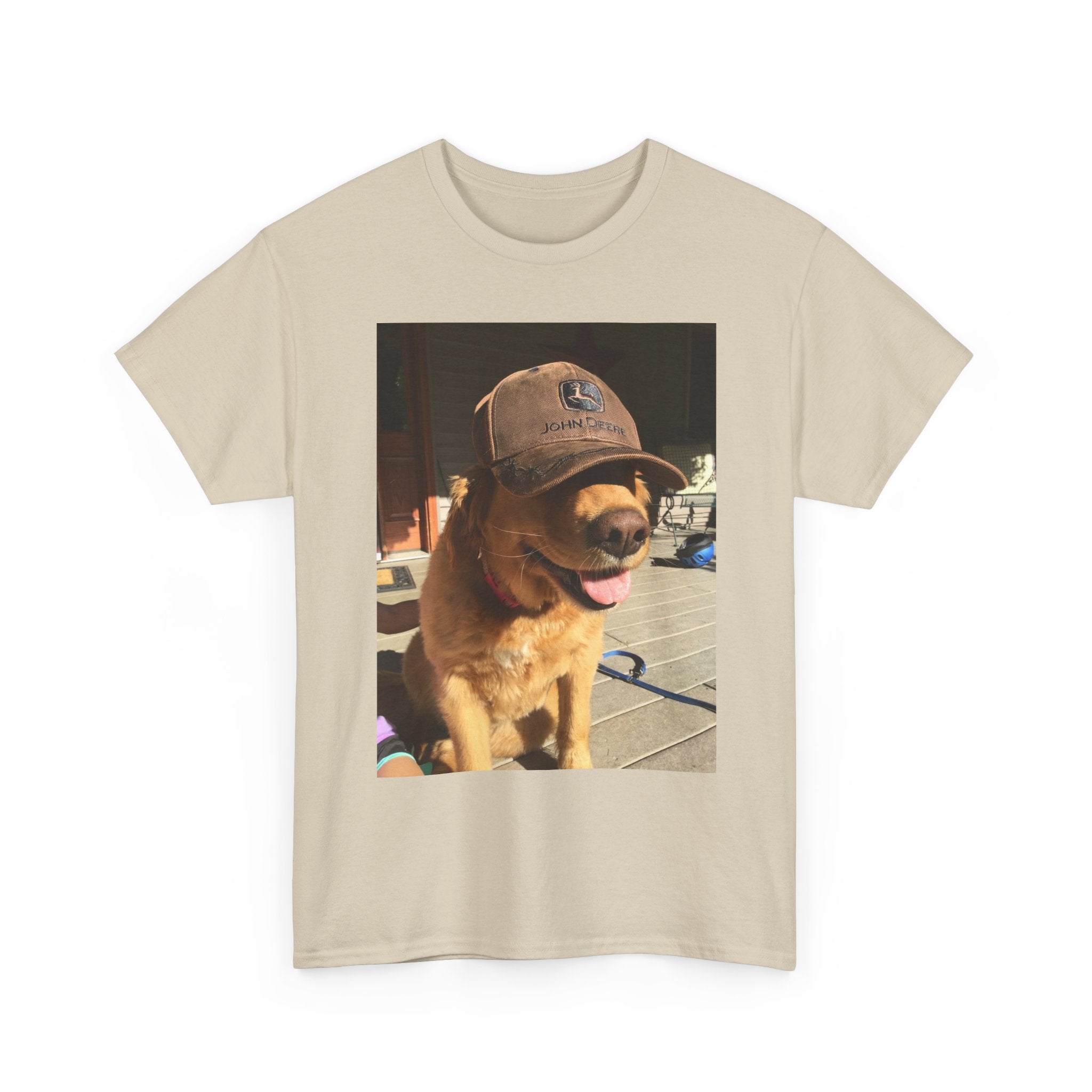 Retriever With Hat Tee